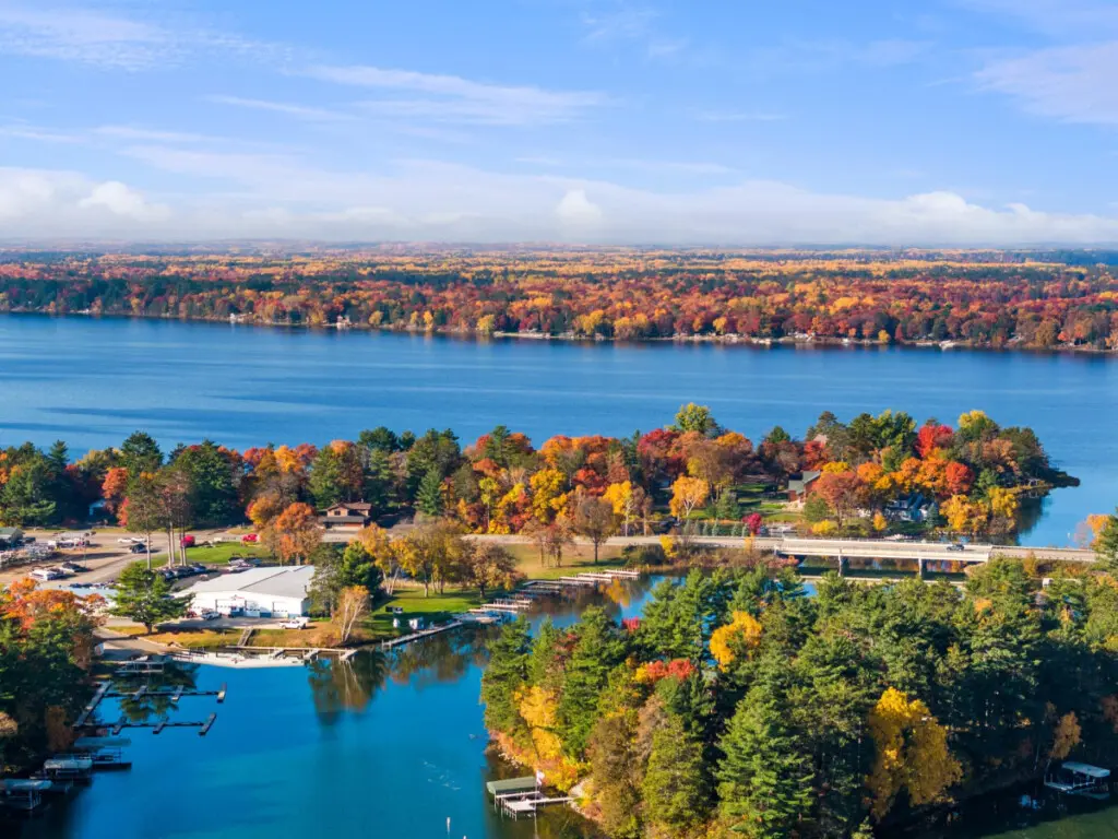 53003 138771 CVyyBJ20uY9bN4D2QCmHLX2jEOYM Su3icyN84 Pj1E 6533fab332de7.jpg