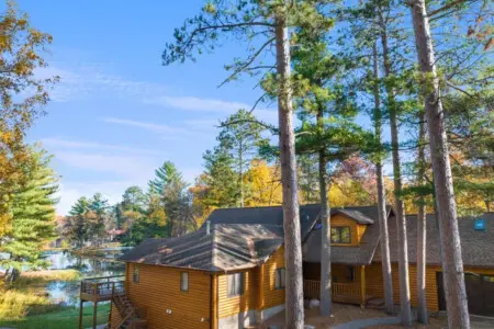 53003 138771 UYL3GKLETIBJ9 p5bfKwrSttf 1UAiYDKV6oUKPOBdc 6574d62e60fc1.jpg