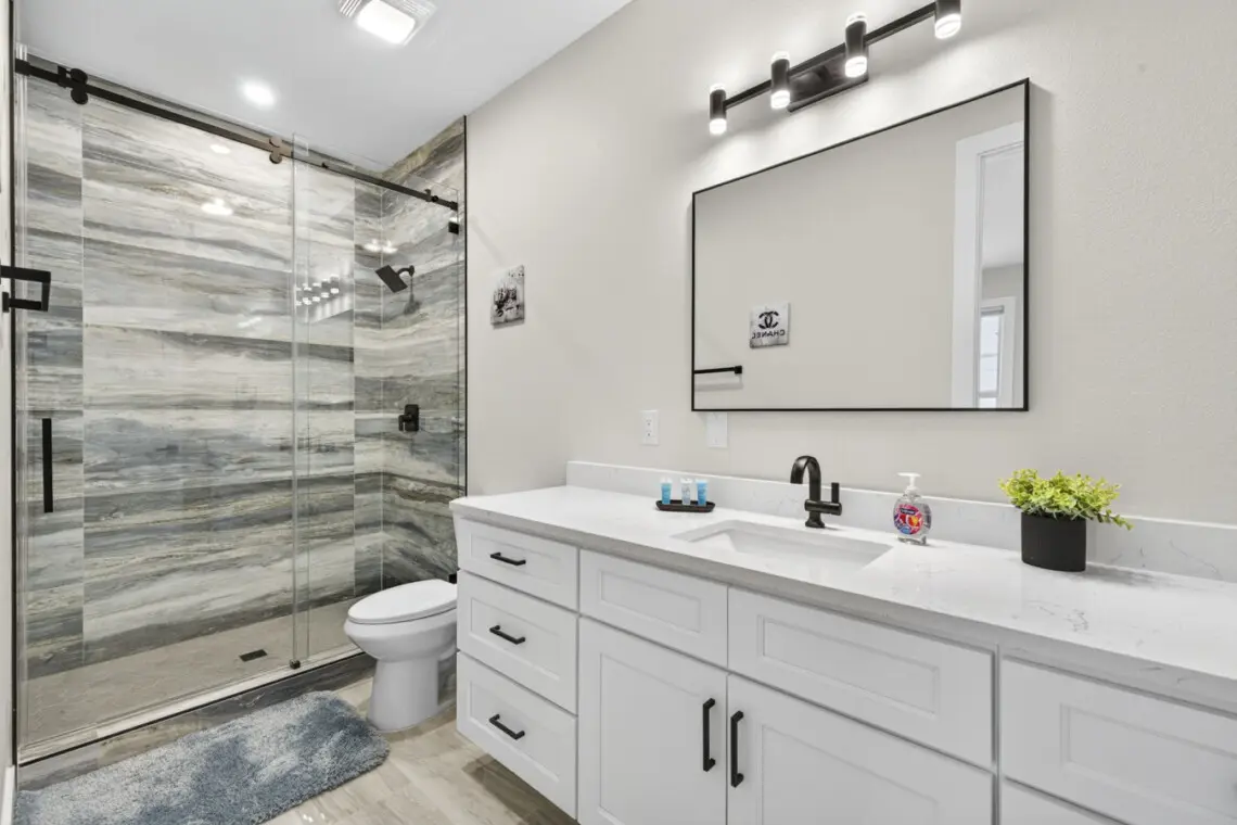 53003 400110 LKF dsl8v 8ROtQjT2hUoYXldbL5LG3oxBv2WANp52c 68f16cf45837f.jpg