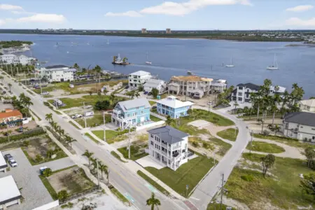 53003 400110 nUFlxI64H7T2zG06ImsvoZh3kfYq3vqdThdweuEBmwc 68f16b025060b.jpg